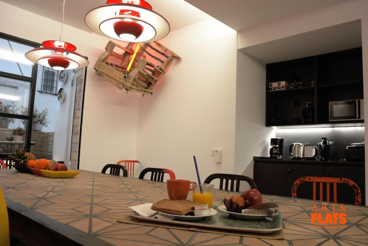 Art&Flats Hostel บาเลนเซีย ภายนอก รูปภาพ