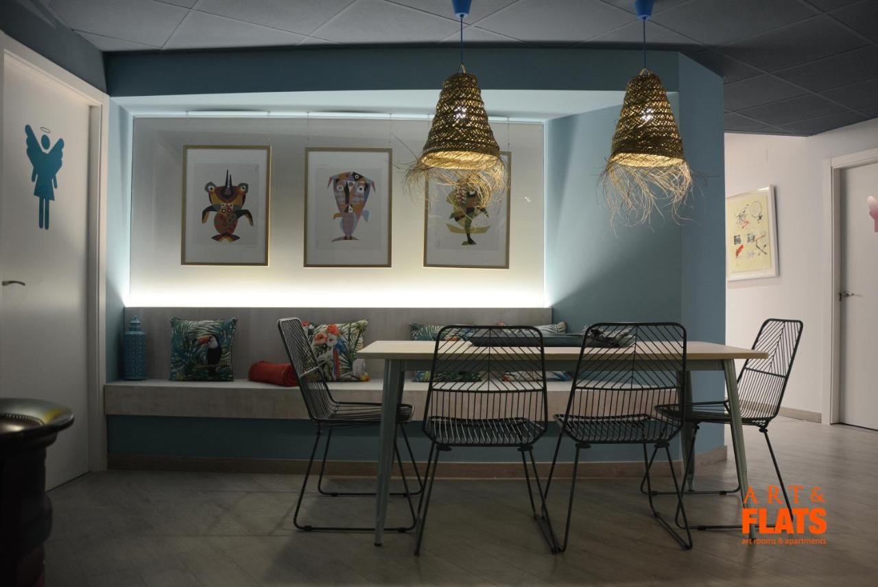 Art&Flats Hostel บาเลนเซีย ภายนอก รูปภาพ