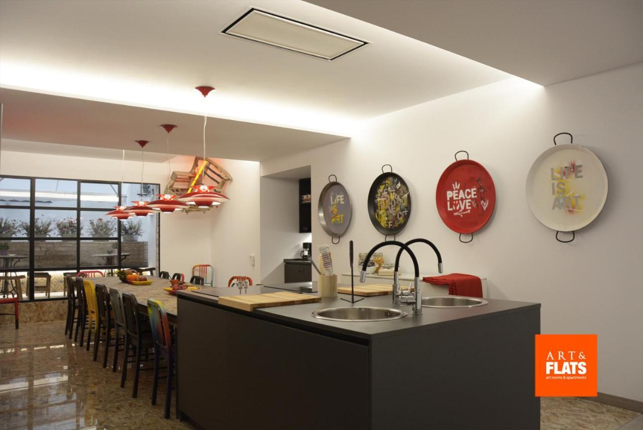 Art&Flats Hostel บาเลนเซีย ภายนอก รูปภาพ