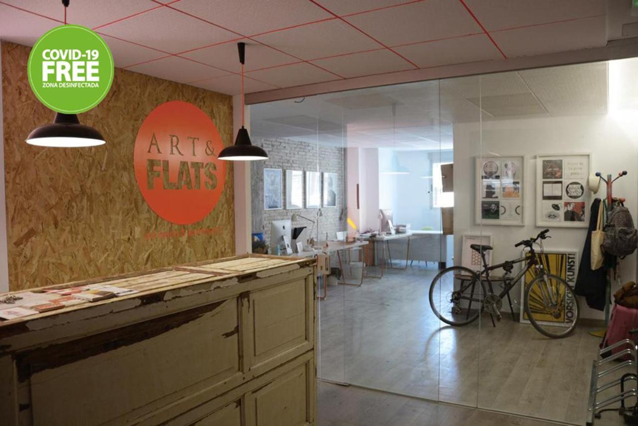 Art&Flats Hostel บาเลนเซีย ภายนอก รูปภาพ
