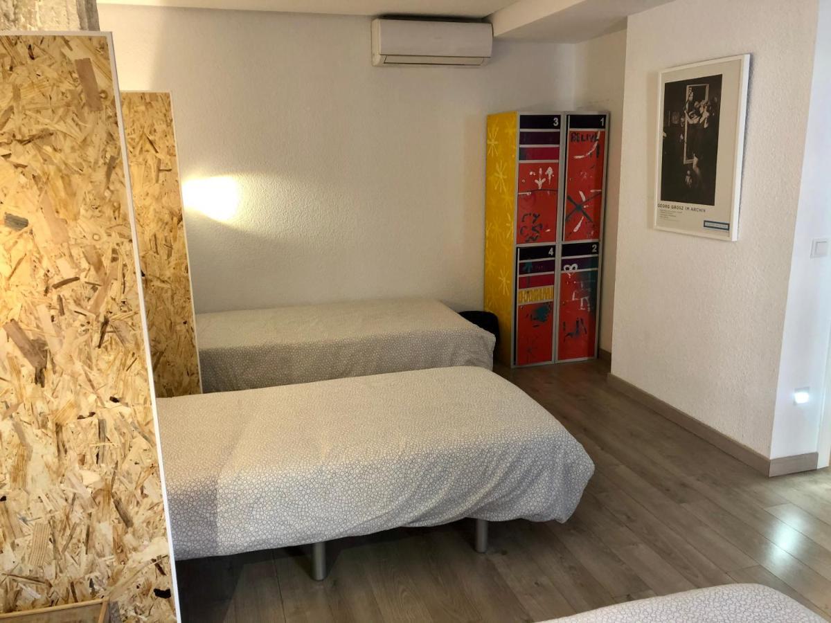 Art&Flats Hostel บาเลนเซีย ภายนอก รูปภาพ
